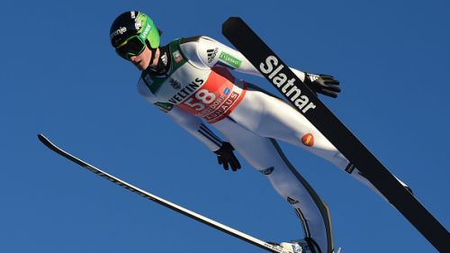 Peter Prevc si impone nella qualificazione alla prima gara di volo di Oberstdorf