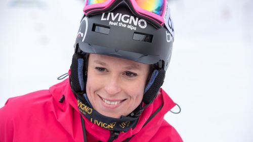 Federica Pellegrini per la prima volta sugli sci a Livigno