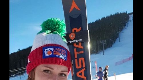 Mikaela Shiffrin in testa dopo la nebbiosa prima manche dello slalom di Killington
