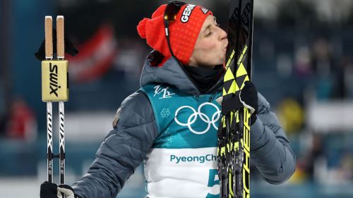 Eric Frenzel bissa l'oro di Sochi nella gara dal trampolino piccolo battendo ancora Akito Watabe