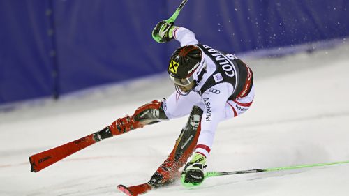 Niklas Köck vince il primo superG di Coppa Europa di Reiteralm. Frattura a tibia e perone per Guglielmo Bosca