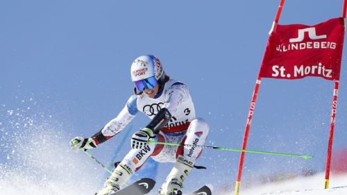 VIDEO - Nadia Fanchini è tornata sugli sci!