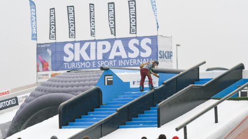 La settimana di allenamenti delle squadre azzurre di snowboard e freestyle