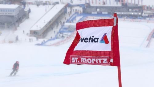 Mikaela Shiffrin in testa dopo la nebbiosa prima manche dello slalom di Killington