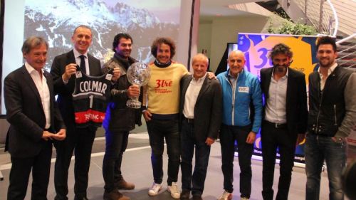 Irruzione a sorpresa di Alberto Tomba alla presentazione dello slalom di Madonna di Campiglio a Bologna