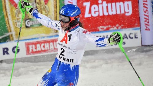 Una febbricitante Petra Vlhova trionfa nello slalom di Flachau, battuta Mikaela Shiffrin!
