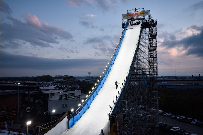 Big air dello snowboard di Modena di Coppa del Mondo, Alberto Maffei alle fasi finali