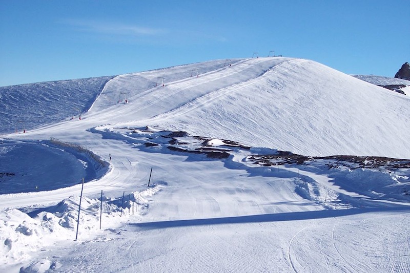 Sei cannoni da neve per salvare il ghiacciaio di Les Deux Alpes