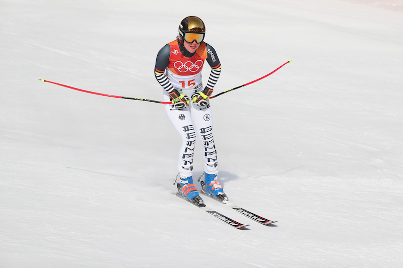 Niente Crans-Montana per Viktoria Rebensburg. Stagione finita per Anne-Sophie Barthet