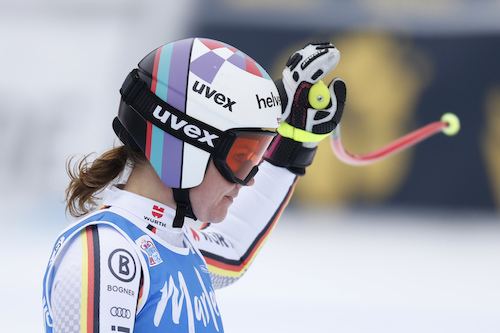 Viktoria Rebensburg comanda la prima manche del gigante di Courchevel