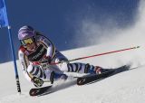 Viktoria Rebensburg comanda una combattutissima prima manche del gigante di Lienz