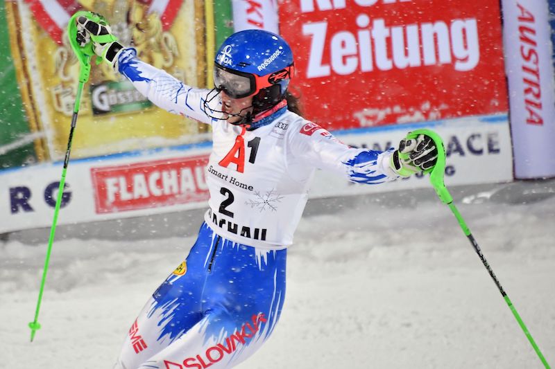 Una febbricitante Petra Vlhova trionfa nello slalom di Flachau, battuta Mikaela Shiffrin!