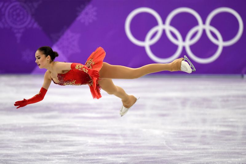 Alina Zagitova fenomenale giovanissimo oro nell'artistico femminile. Quinta Carolina Kostner