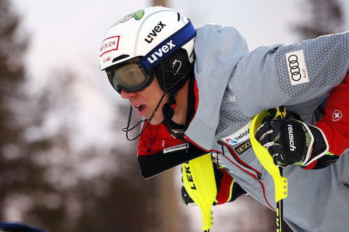 Infortunio al pollice per Ramon Zenhaeusern, stagione finita per Dominik Raschner