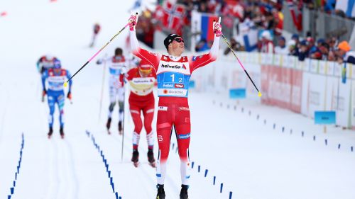 Oberstdorf 2021, la Norvegia conquista l'oro nella team sprint grazie al mostruoso finale di Klaebo. Solo quinta l'Italia