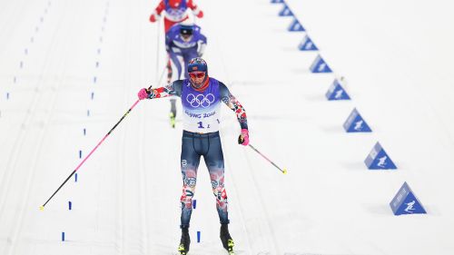 Klaebo e Sundling si confermano nella sprint TL di Lahti dopo il titolo olimpico. Squalificato in semifinale Pellegrino