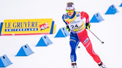 Dramma sfiorato per Flora Dolci: la fondista francese deraglia con il parapendio, la stagione olimpica è già finita