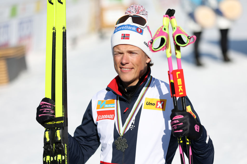 Caso Klaebo: previsto un incontro con la federazione, uno dei top sponsor rinnova il sostegno al campione norge