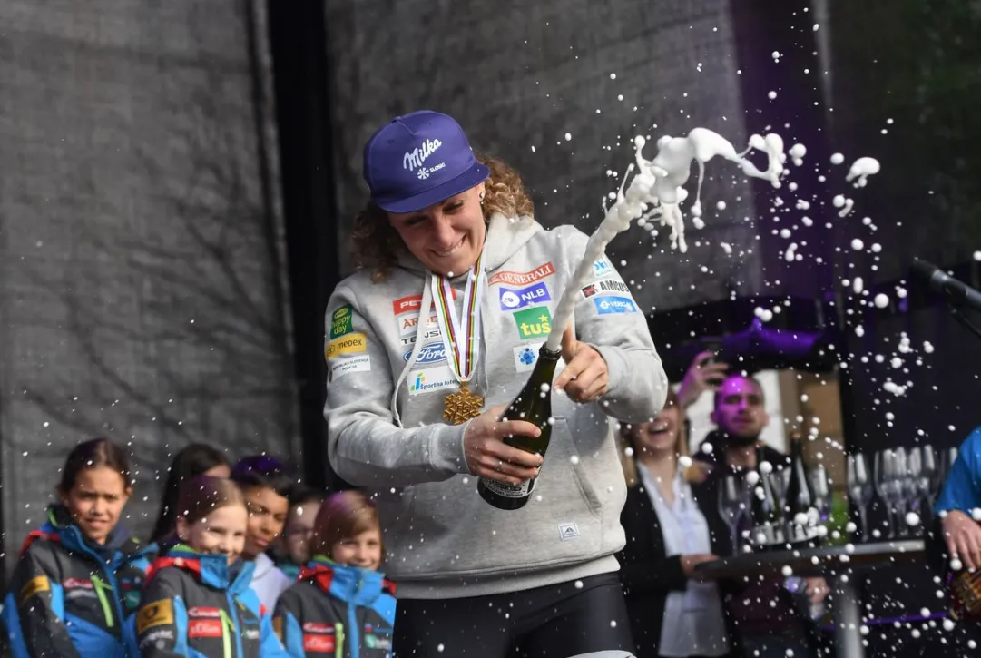 Ilka Stuhec parla ai tifosi a Maribor: 'Periodo turbolento, ma sono pronta a tornare nuovamente'