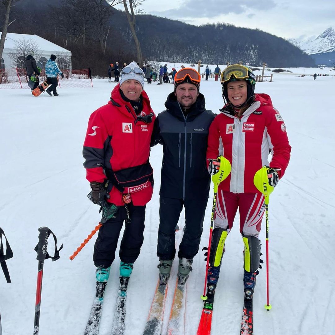 Los austriacos están de regreso de Ushuaia, un gran trabajo para Liensberger.  Shiffrin comienza a entrenar en Chile