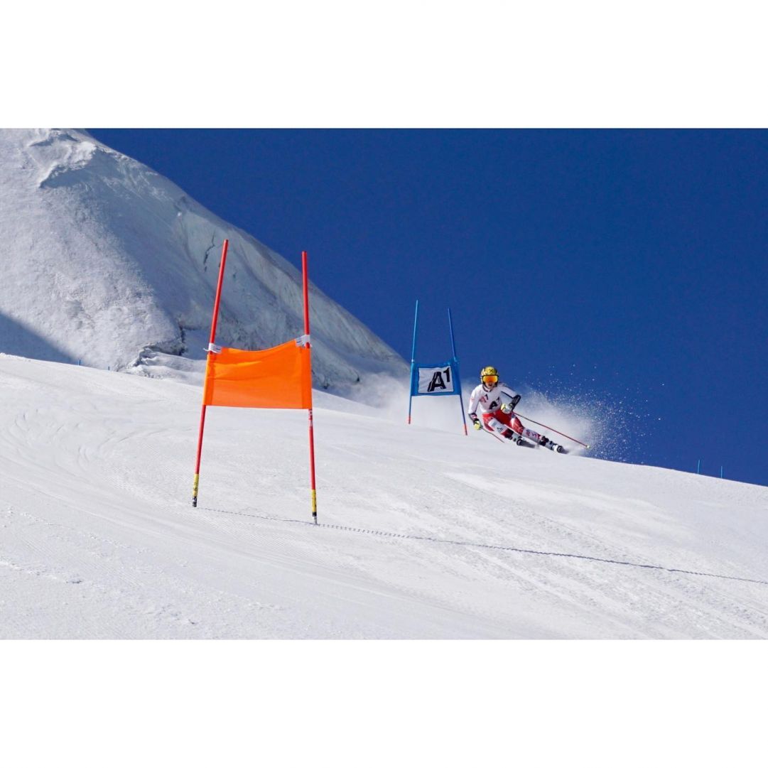 Nina Ortlieb rimette gli sci a Zermatt: la figlia d'arte vuole