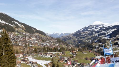 Capodanno a Livigno per Arianna Fontana: 'Ho esordito a Torino e sarebbe bello chiudere con le Olimpiadi di Milano Cortina'