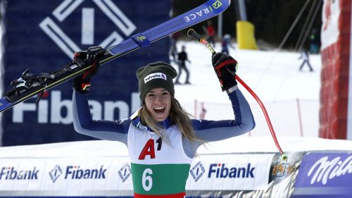 Una gondola per Mikaela, che saluta Bansko con un regalo, 250 punti e... una partita a bowling