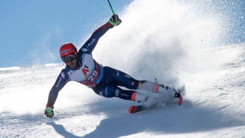 Val Senales, il meteo avverso porta i gigantisti verso il... parallelo. Posticipato l'arrivo delle ragazze
