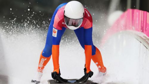 Primo storico successo orange nello skeleton: a Winterberg trionfa Bos, buon 8° per Margaglio