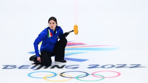 Eurocurling 2022, l'Italia vola in semifinale anche con le ragazze: che impresa di Constantini e compagne