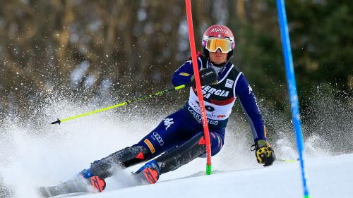 Klæbo batte i russi nella 15 km in classico della Val di Fiemme, Bolshunov resta leader del Tour de Ski