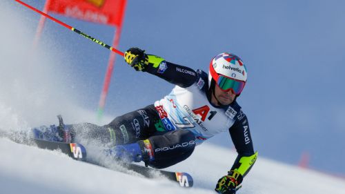 Squadre azzurre di Coppa Europa al lavoro: slalomgigantiste in Val Senales, velocisti a Cervinia