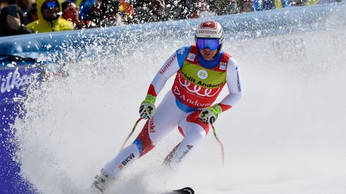 Beat Feuz promette battaglia: 'Nessun problema col ginocchio, voglio giocarmela in tutte le discese'