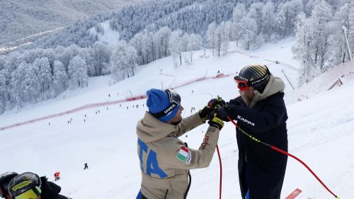 A Rosa Khutor sole e... pista a rischio: ecco perchè è stata annullata la discesa, ma il super-g...