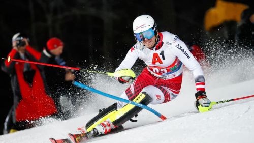 Ester Ledecka non si ferma mai: ancora sugli sci a Livigno e l'ufficialità di Franz Gamper al suo fianco