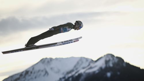 Tournée dei quattro trampolini, la miglior qualificazione è di Granerud: Bresadola incrocia Lindvik