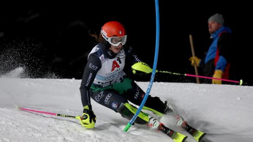 Anita Gulli salva il bilancio di una nazionale di slalom ai minimi termini: un pass per la 2^ manche a Spindleruv Mlyn
