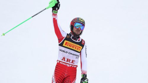 Vlhova è davanti anche nella notte di Schladming e vede la coppa, Shiffrin costretta alla rimonta