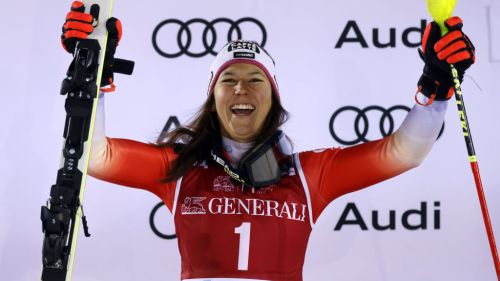 Dieci azzurri per Val d'Isère, con l'assenza di Franzoni in gigante e Razzoli in slalom (solita schiena...)