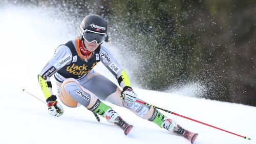 Una Svizzera da sballo a Crans-Montana. Corinne Suter: 'Vincere la coppa qui è un sogno'