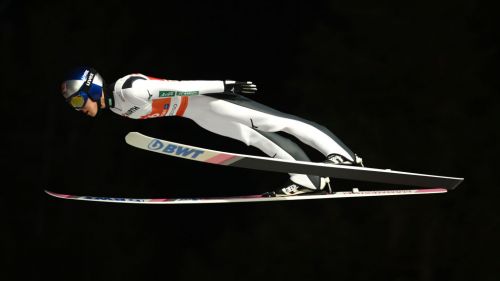 Ryoyu Kobayashi torna dopo la quarantena ed è subito davanti: sua la qualificazione di Klingenthal