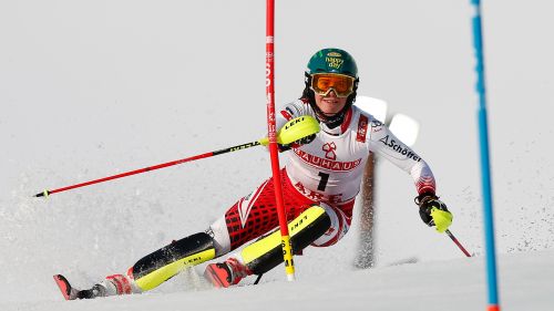 Tanti ex sciatori ai funerali di Mario Cotelli: l'addio commosso di Sondrio ad un mito della neve