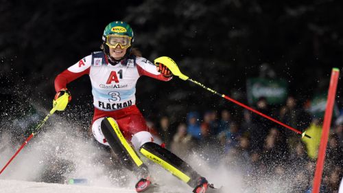 Mowinckel +30 su Gut-Behrami, poi Brignone e Curtoni. Bassino 4^ nella generale, Goggia fuori dalle 10 in super-g