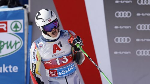 Mai due italiane davanti a tutte in Coppa del Mondo e pure nella WCSL di gigante, dove Goggia rientra nelle 15