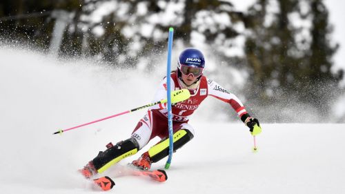 Ester Ledecka non si ferma mai: ancora sugli sci a Livigno e l'ufficialità di Franz Gamper al suo fianco