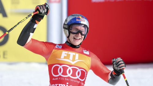 Molteni, che gioia! A Wengen il primo trionfo in Coppa Europa, è del comasco il super-g