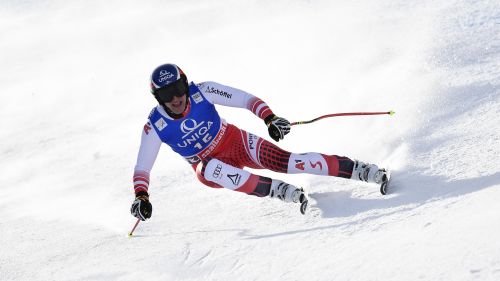 Dressen rovina la festa di Feuz e della Svizzera nella discesa di Saalbach. Miglior azzurro Marsaglia