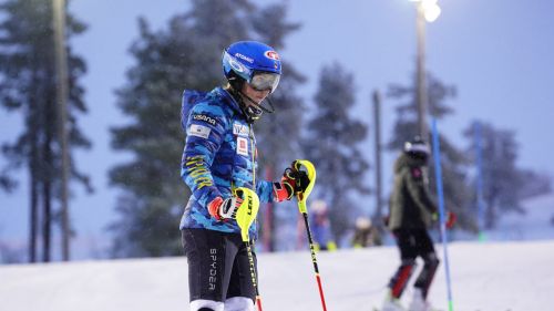 Vlhova piega Shiffrin nella battaglia di Levi