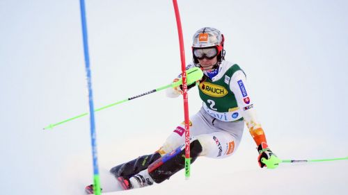 Vlhova piega Shiffrin nella battaglia di Levi