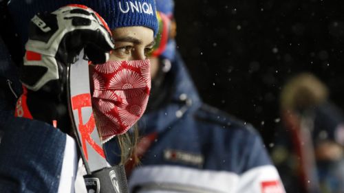 Goggia e Bassino sotto la neve di Livigno, per Manfred Moelgg allenamento individuale a San Vigilio